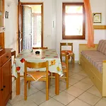 Rei Mare Fronte Marina - Rei205 By Interhome * מונטה נאי