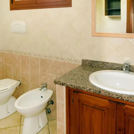 Rei Mare Fronte Marina - Rei205 By Interhome *