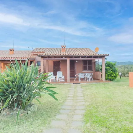 別荘 Rei Mare Fronte Marina - Rei205 By Interhome